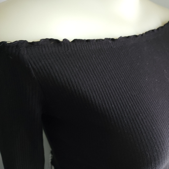 Aus L H&M Divided Black Ribbed Off Shoulder Long Sleeve Crop Top - Picture 9 of 16